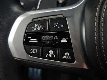 2021 BMW X6 с пробегом 37 828 км