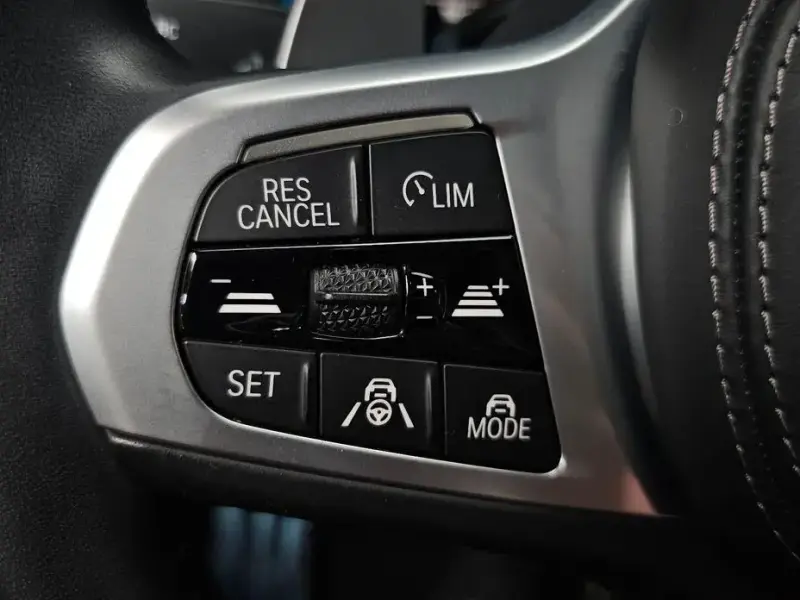2021 BMW X6 с пробегом 37 828 км