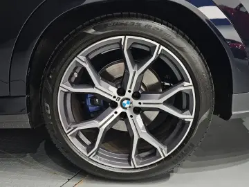 2022 BMW X6 с пробегом 26 082 км