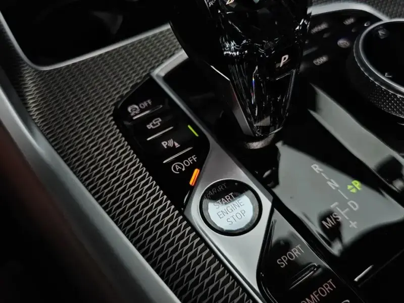 2022 BMW X6 с пробегом 26 082 км