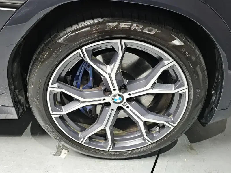 2023 BMW X6 с пробегом 29 778 км