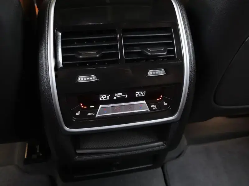 2021 BMW X6 с пробегом 89 387 км