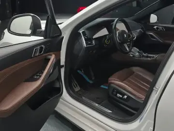 2023 BMW X6 с пробегом 55 322 км
