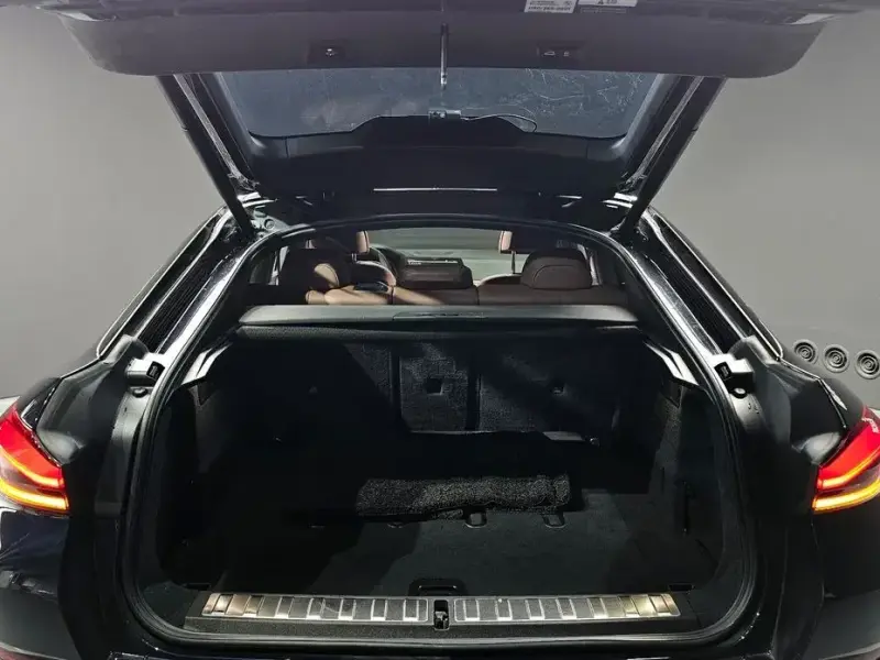 2023 BMW X6 с пробегом 29 778 км