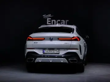 2023 BMW X6 с пробегом 49 362 км