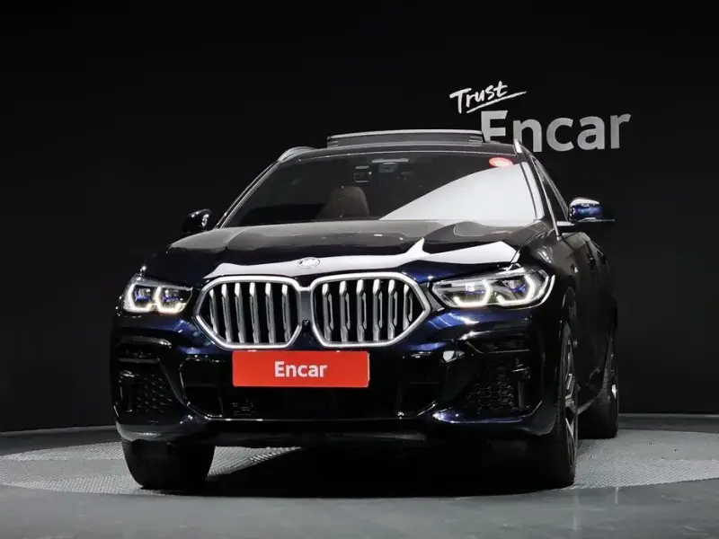2021 BMW X6 с пробегом 82 672 км
