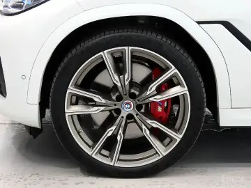 2023 BMW X6 с пробегом 25 900 км