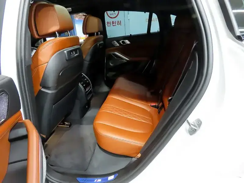 2023 BMW X6 с пробегом 25 900 км