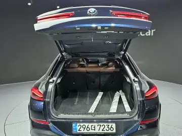 2021 BMW X6 с пробегом 82 672 км
