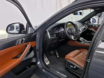 2023 BMW X6 с пробегом 43 759 км