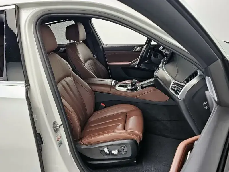 2021 BMW X6 с пробегом 75 076 км