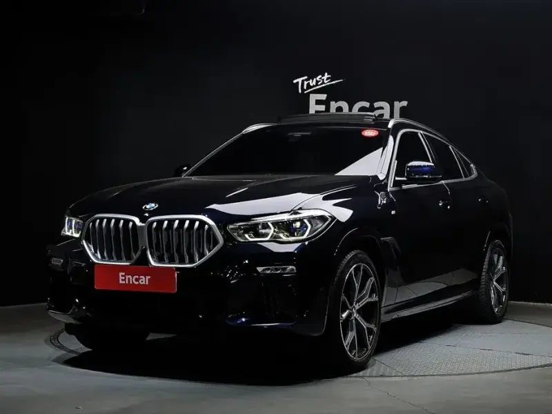 2021 BMW X6 с пробегом 51 521 км