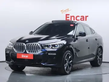 2021 BMW X6 с пробегом 21 638 км