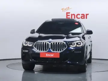 2021 BMW X6 с пробегом 21 638 км