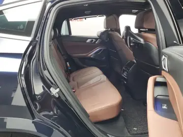 2021 BMW X6 с пробегом 21 638 км