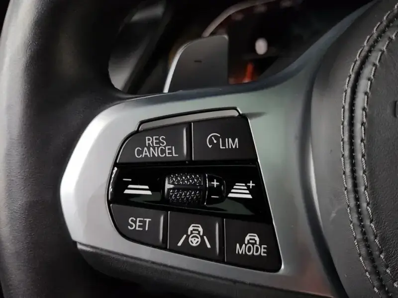 2021 BMW X6 с пробегом 21 638 км