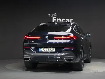 2021 BMW X6 с пробегом 78 961 км