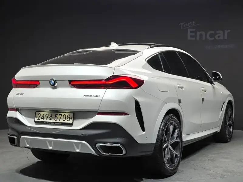 2021 BMW X6 с пробегом 74 222 км