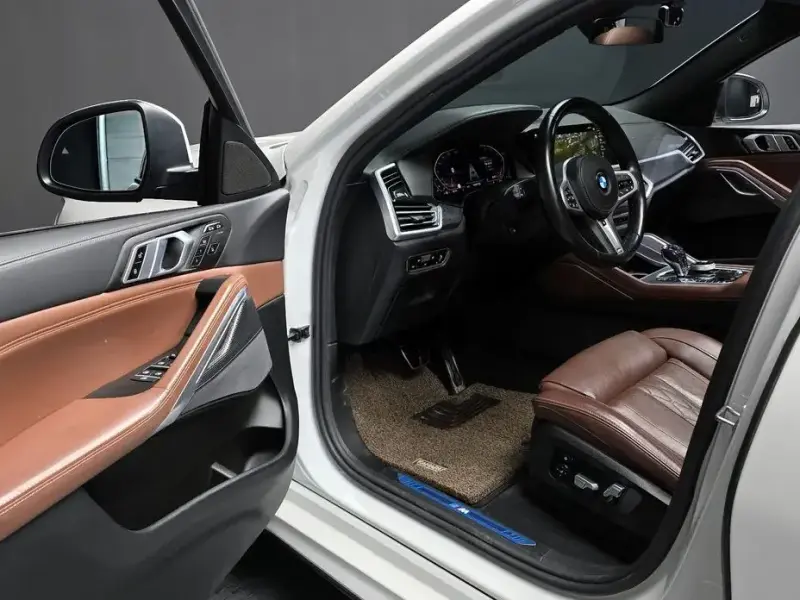 2021 BMW X6 с пробегом 74 222 км