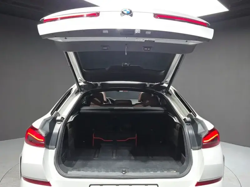 2021 BMW X6 с пробегом 74 222 км