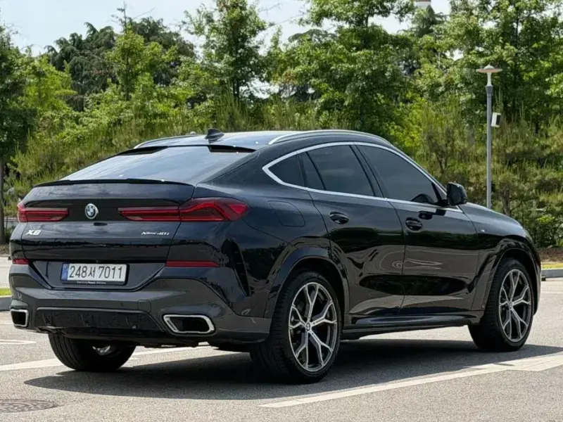 2021 BMW X6 с пробегом 80 055 км