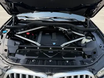 2021 BMW X6 с пробегом 80 055 км