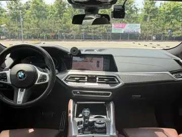 2021 BMW X6 с пробегом 80 055 км