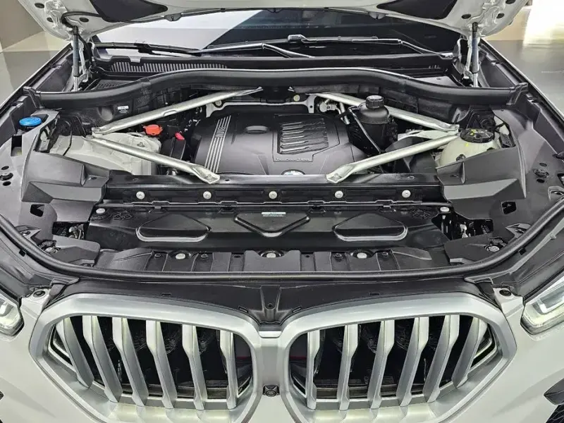 2023 BMW X6 с пробегом 58 357 км