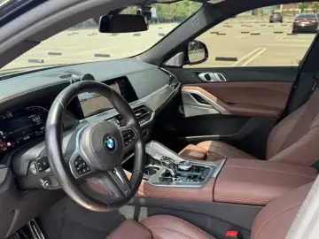 2021 BMW X6 с пробегом 80 055 км