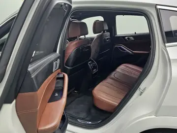 2023 BMW X6 с пробегом 58 357 км