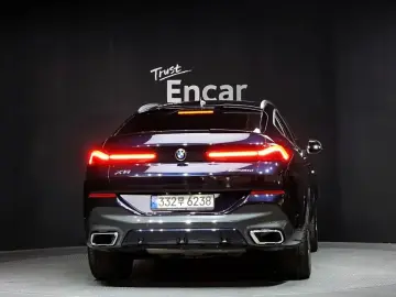 2022 BMW X6 с пробегом 76 476 км