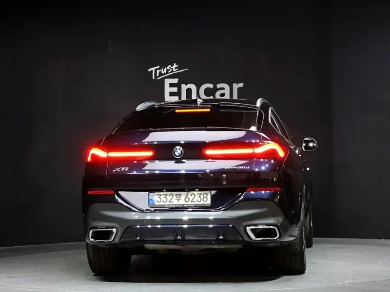2022 BMW X6 с пробегом 76 476 км