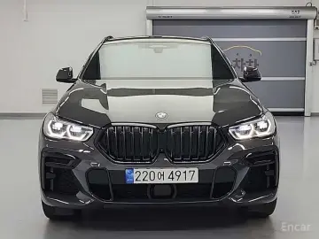 2022 BMW X6 с пробегом 54 802 км