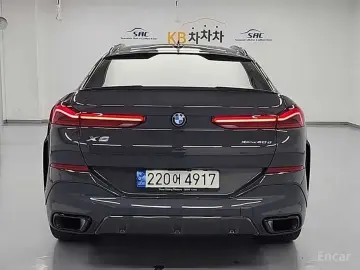 2022 BMW X6 с пробегом 54 802 км