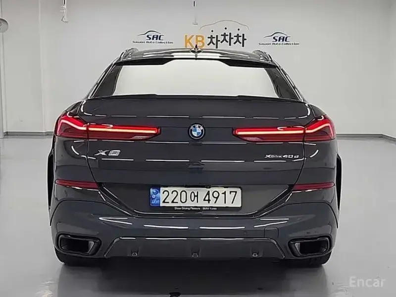 2022 BMW X6 с пробегом 54 802 км