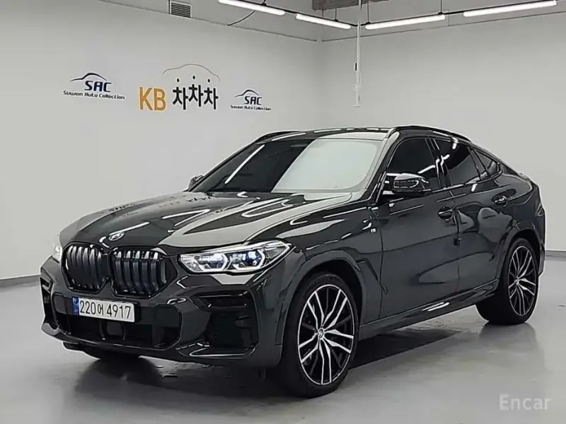 2022 BMW X6 с пробегом 54 802 км