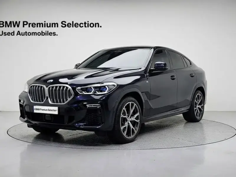 2021 BMW X6 с пробегом 62 096 км