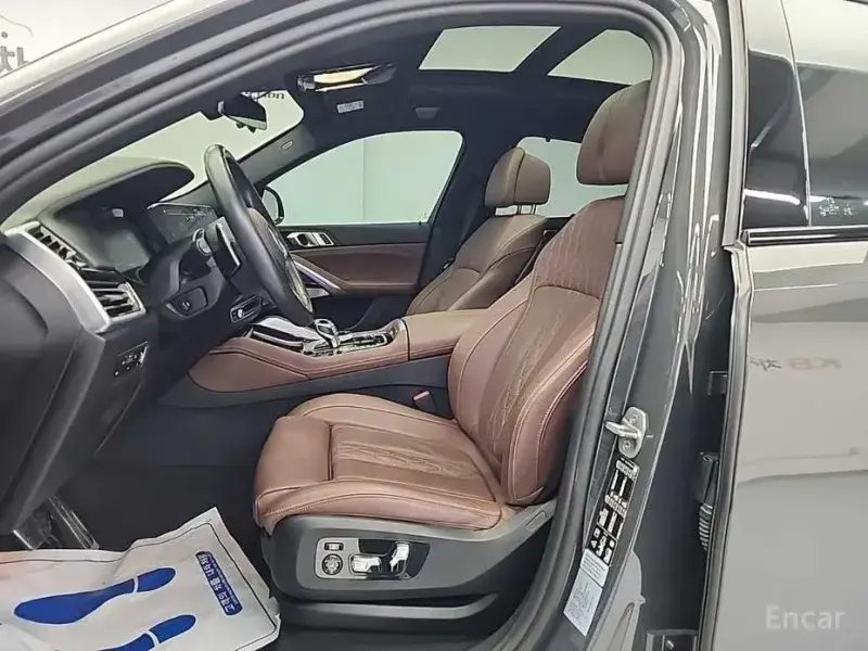 2022 BMW X6 с пробегом 54 802 км
