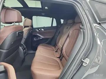2022 BMW X6 с пробегом 54 802 км