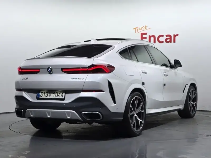 2021 BMW X6 с пробегом 110 640 км