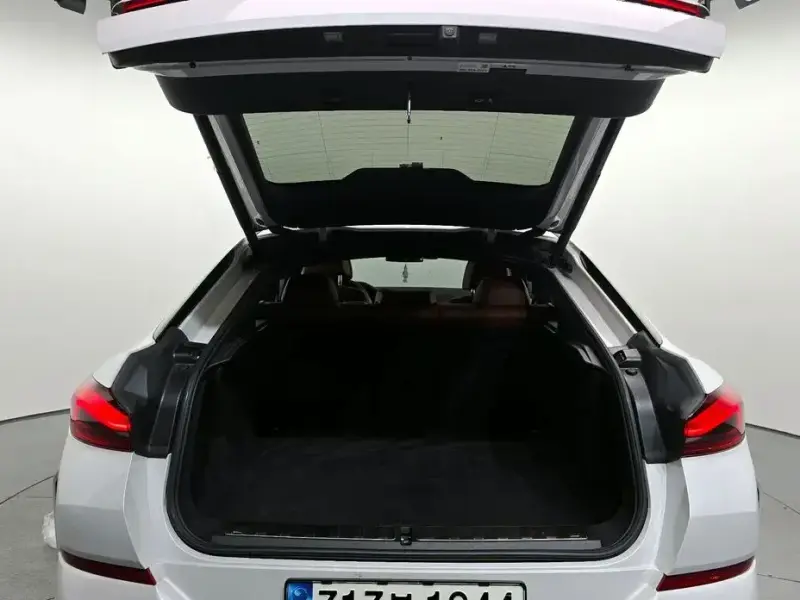2021 BMW X6 с пробегом 110 640 км
