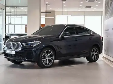 2023 BMW X6 с пробегом 48 053 км