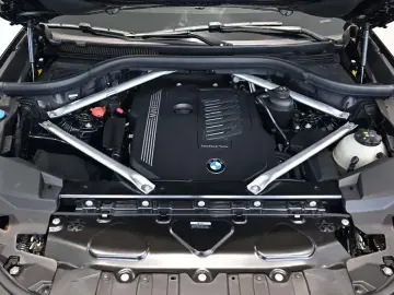 2023 BMW X6 с пробегом 48 053 км