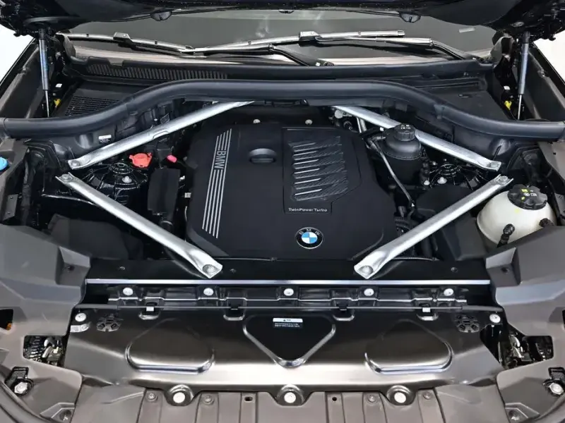 2023 BMW X6 с пробегом 48 053 км