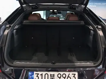 2023 BMW X6 с пробегом 48 053 км