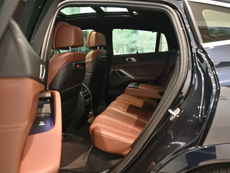 2023 BMW X6 с пробегом 48 053 км