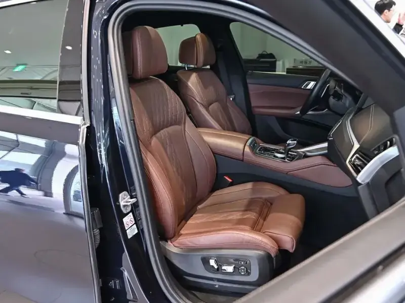 2023 BMW X6 с пробегом 48 053 км