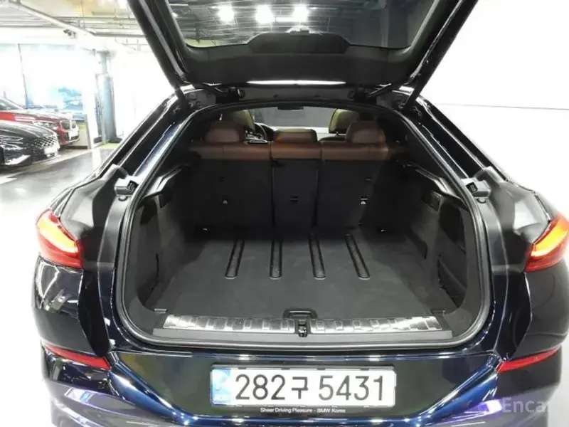 2022 BMW X6 с пробегом 42 000 км
