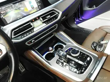 2022 BMW X6 с пробегом 42 000 км
