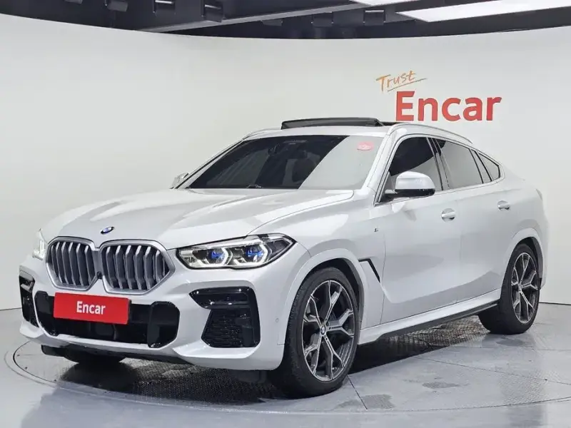 2023 BMW X6 с пробегом 56 594 км